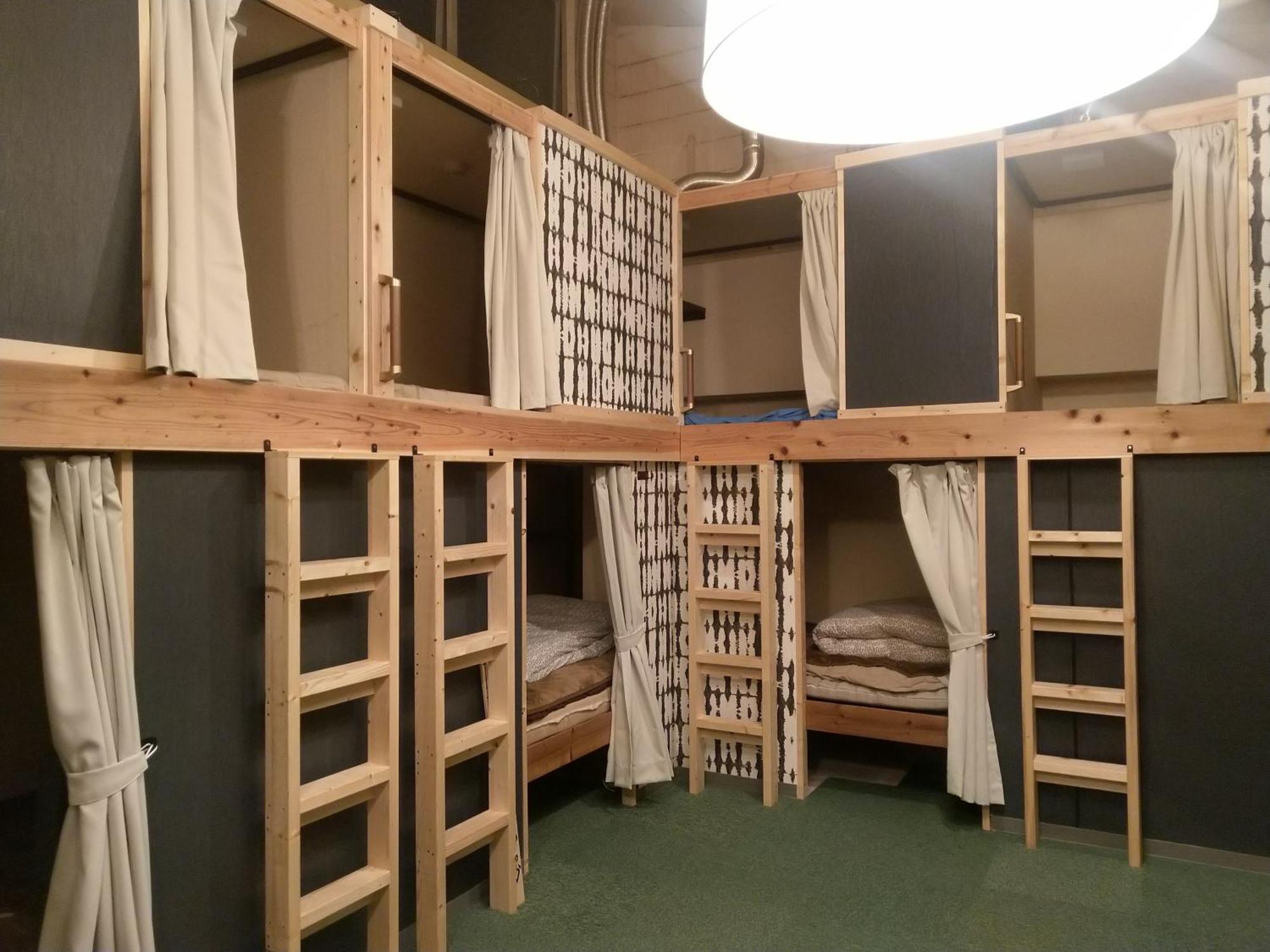 ホステル 風呂屋 *